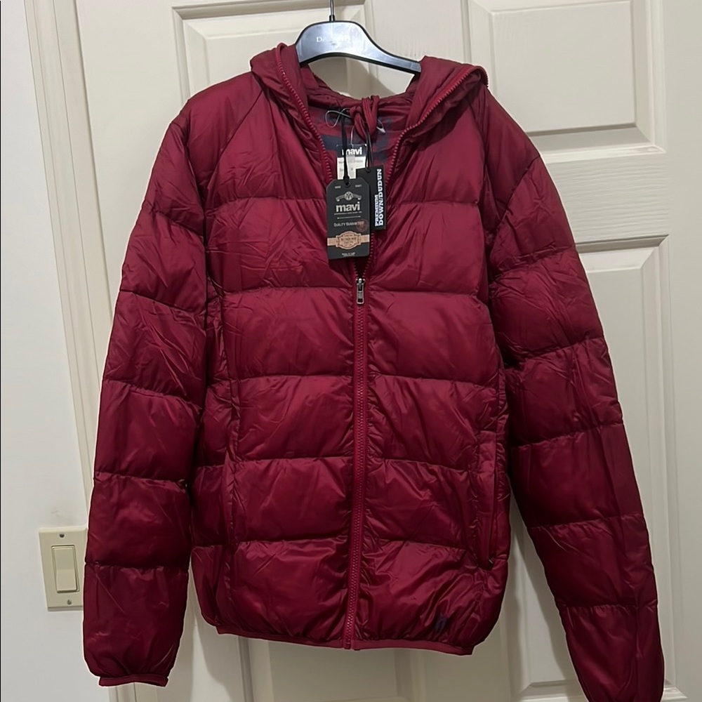Mavi Hooded Puffer Jacket in Deep Burgundy (sz m)